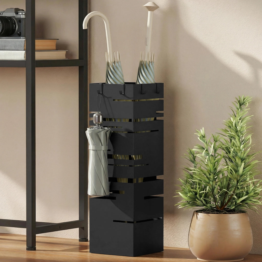 Portaombrelli Metallo con 4 Ganci e Vassoio Antigoccia ¨C Xylo ¨C Nero 15,5x15,5x49 cm