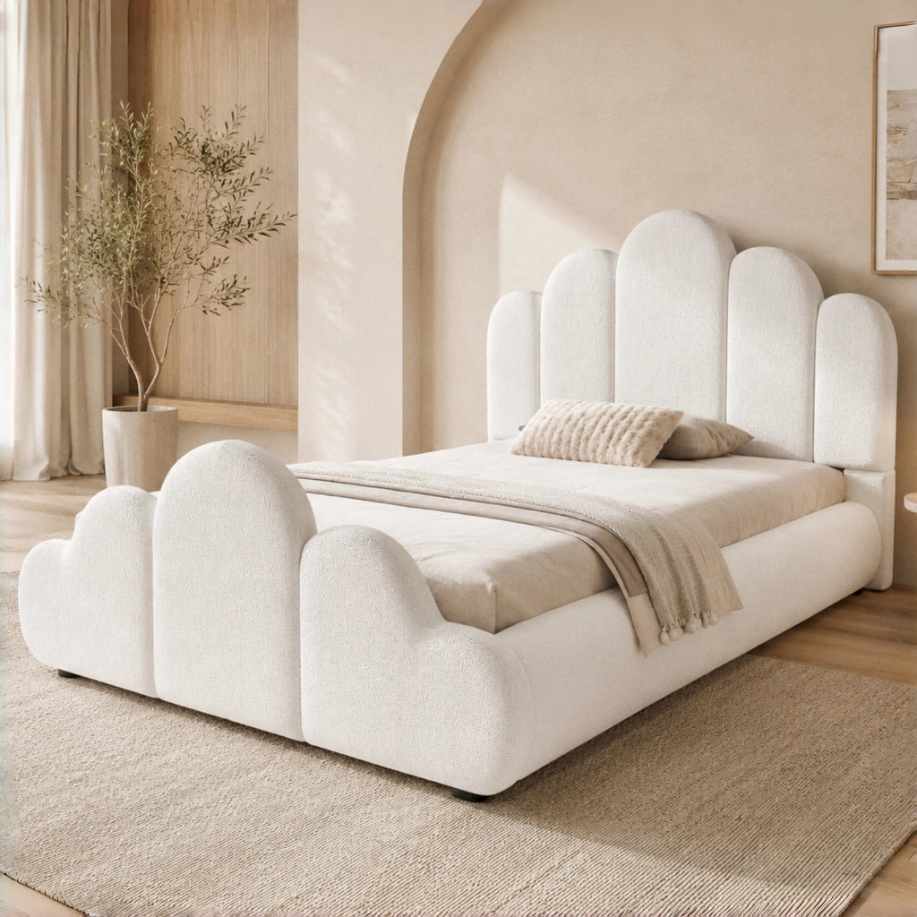 Letto singolo 90x200 cm in bouclé beige, con testiera imbottita, angoli arrotondati e rete inclusa