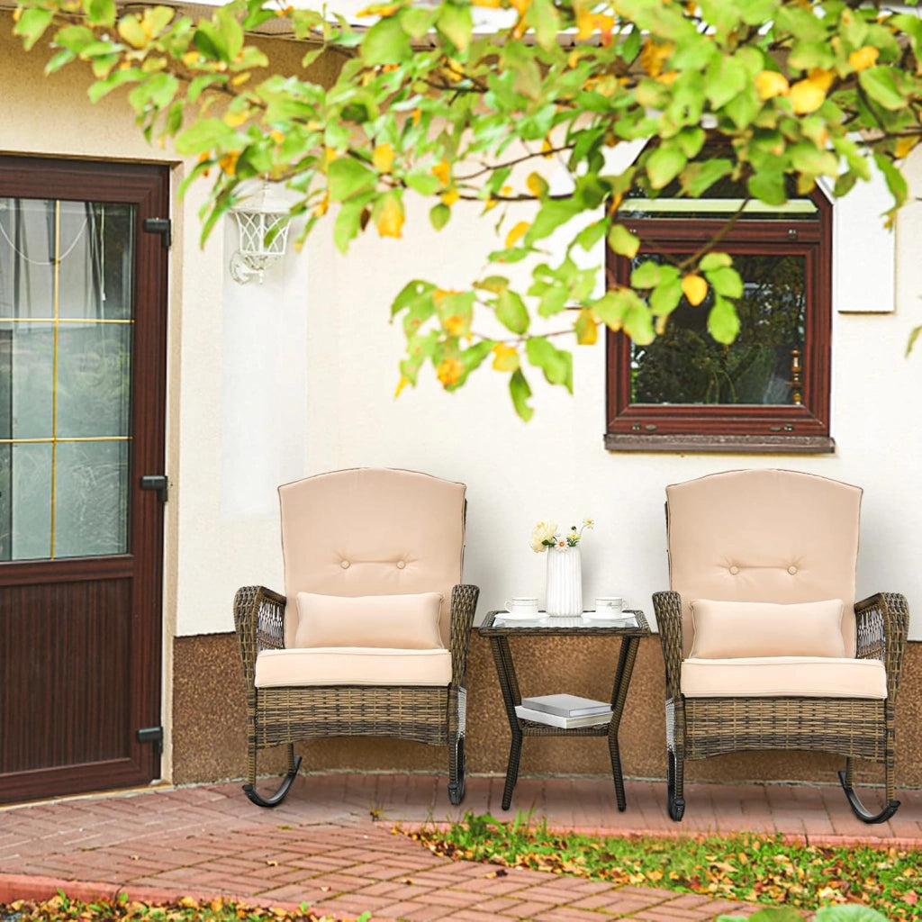Set di Sedie a Dondolo in Rattan per Balcone, 3 Pezzi Mobili da Giardino con 1 Tavolino e 2 Sedie a Dondolo, Marrone Chiaro