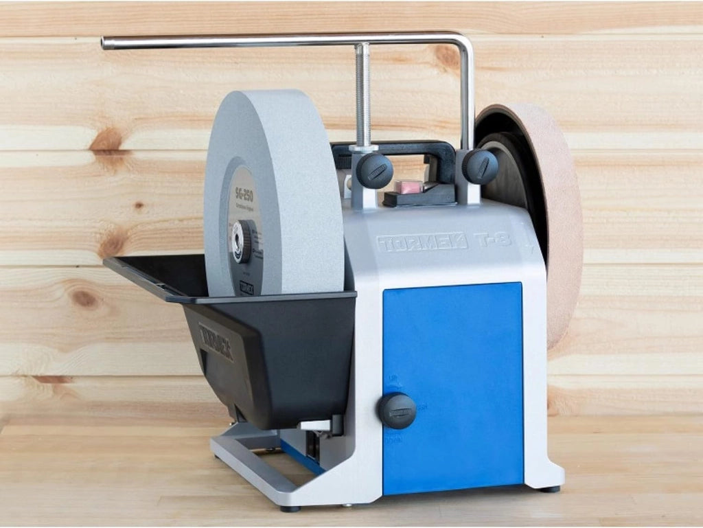 NIL00005 TORMEK T-8 con mola ad acqua, 200 W, Affina tutti i tuoi strumenti taglienti, supporto universale, regolazione, EzyLock, sollevamento a vite, manicotti di precisione