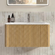 Lavabo sospeso 80 cm con mobiletto, design a scanalature in minerale, colore quercia, preassemblato per bagni moderni