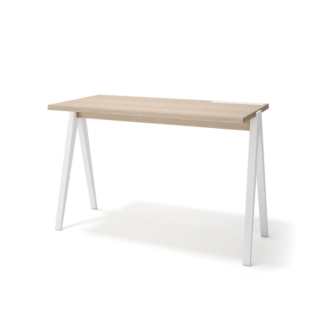 Scrivania Herdasa effetto noce chiaro gambe faggio in bianco 75x120x60