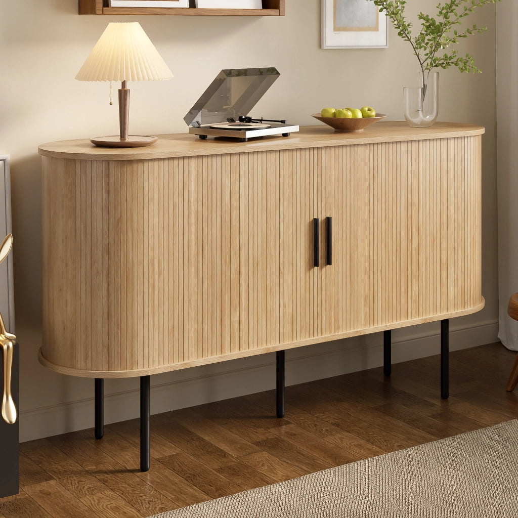Credenza con 2 Ante a Serrandina Scorrevoli; Maniglie in Alluminio e Gambe in Ferro; in MDF; 140??40??78 cm; Naturale
