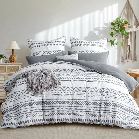 Set di coperte da letto boho per un comfort ottimale con microvezzi, inclusi cuscini in cotone.
