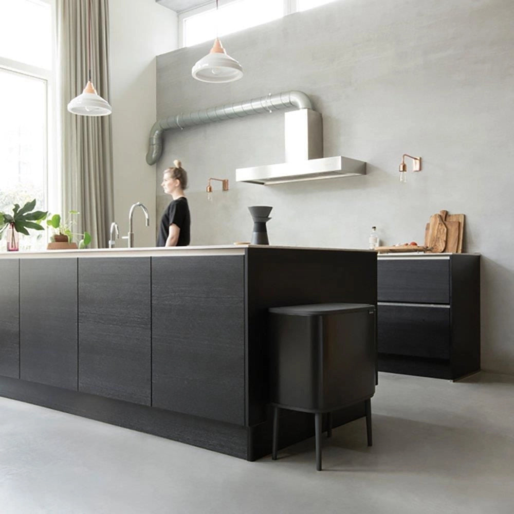 Brabantia 316203 Bo Touch Bin Pattumiera 2 Secchi 11+23 Litri Apertura Soft-Touch Piedini Regolabili colore Nero Opaco