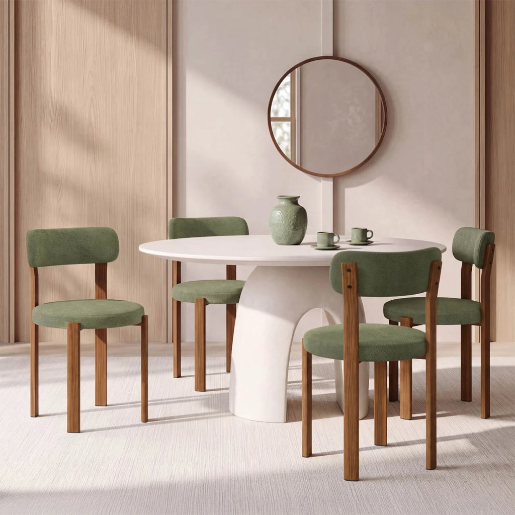 IDMarket - Set di 4 sedie NELLA in tessuto ciniglia verde con gambe in noce per la sala da pranzo