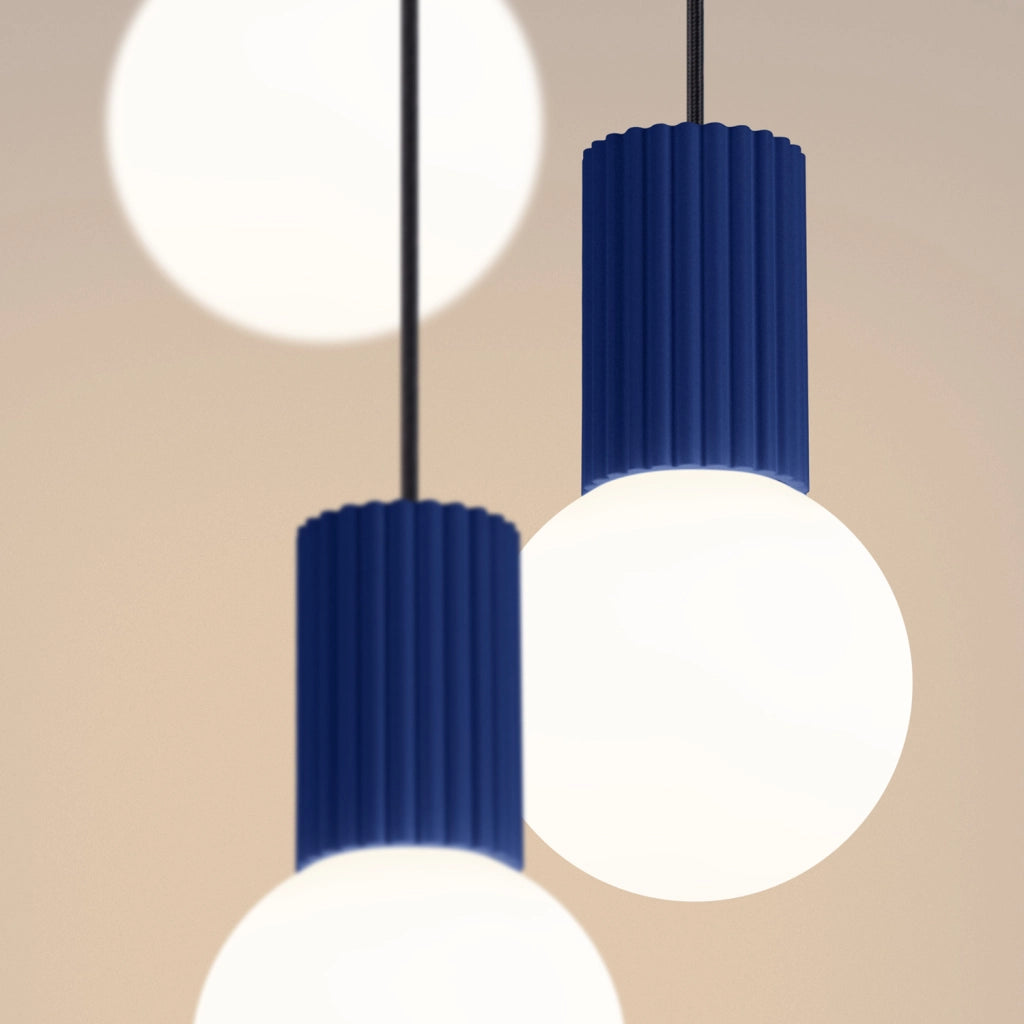 Lampadario moderno tondo 3 sfere vetro ultramarino G9