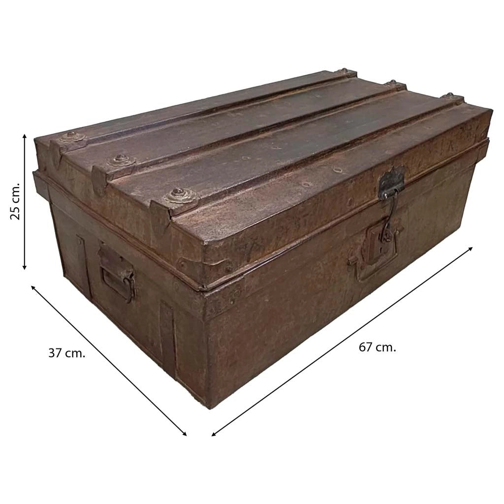 Valigia artigianale in metallo, 67x37x25h cm