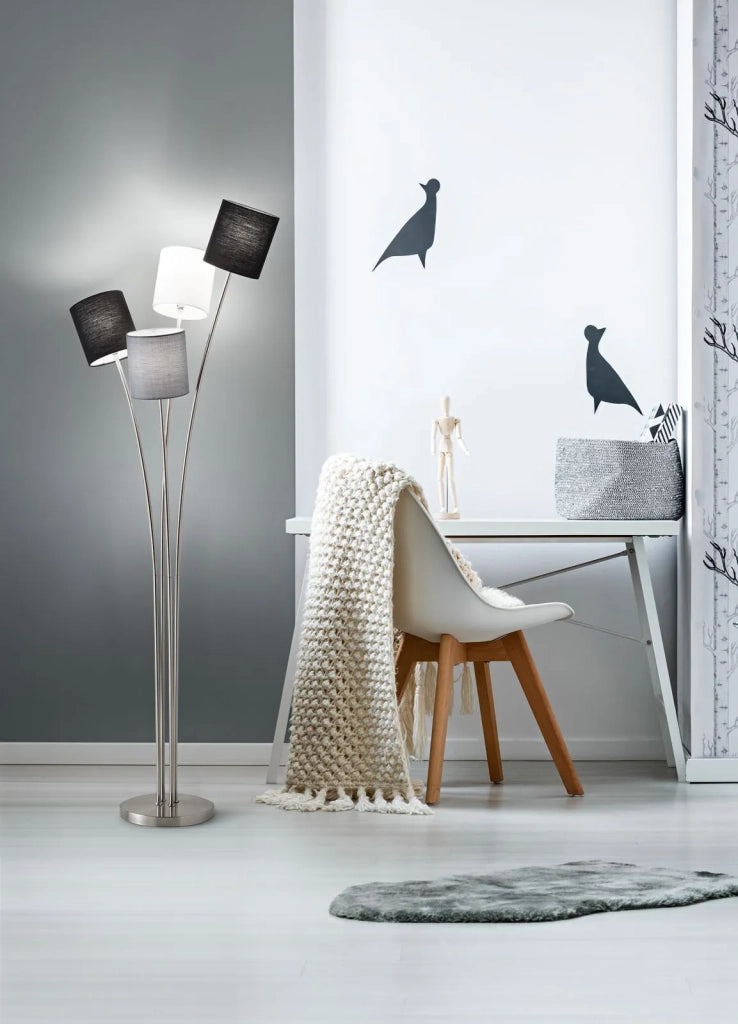 Piantana in metallo cromo spazzolato paralumi grigio, nero e bianco Joke 4 luci attacco E14