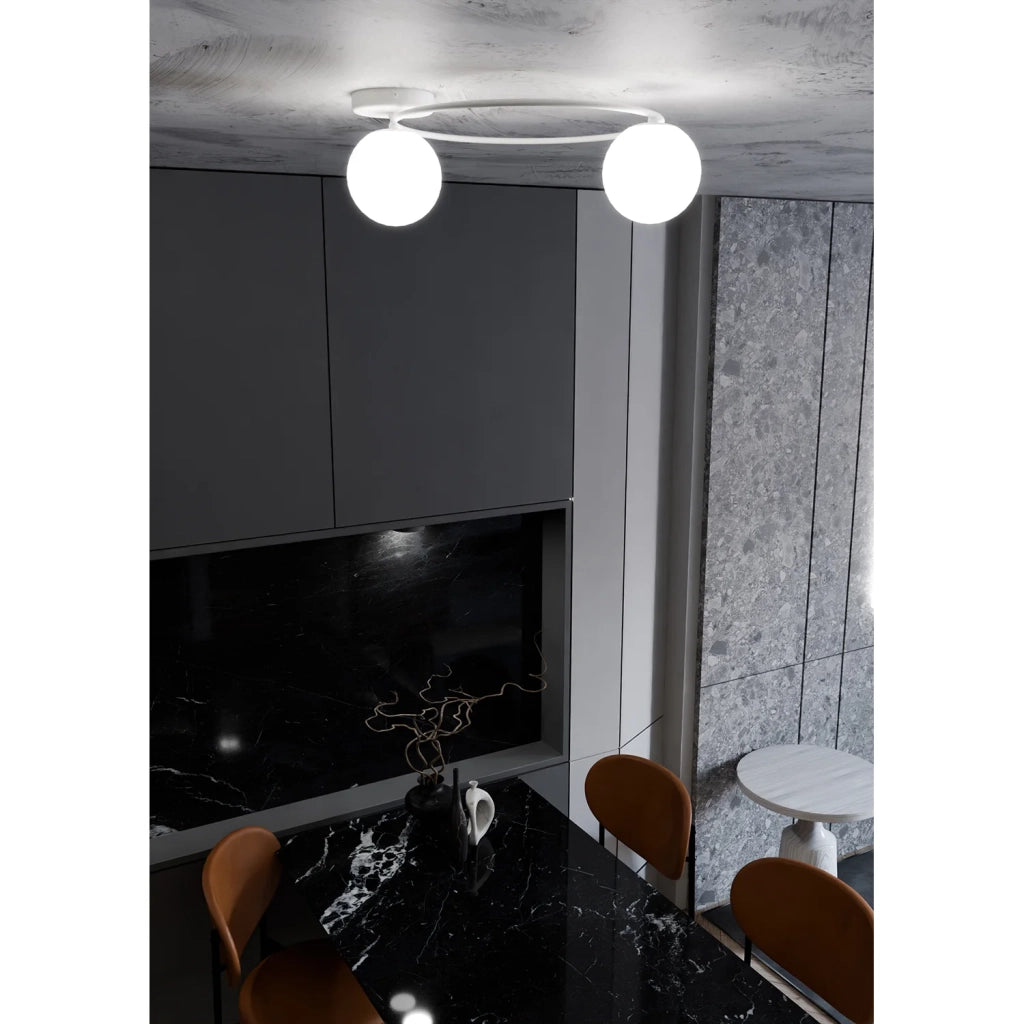 Plafoniera Minimal 2 Luci Perseo In Acciaio Bianco E Sfere In Vetro Bianco