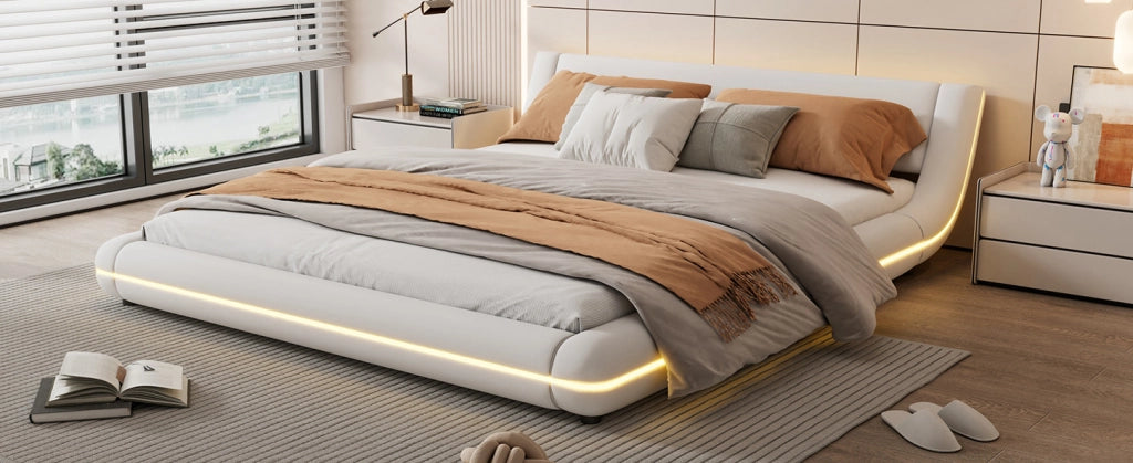 Letto basso 160x200 cm in PU bianco con illuminazione ambientale LED