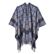Nuova sciarpa/scialle a quadri, in cashmere double-face, con apertura a met¨¤.