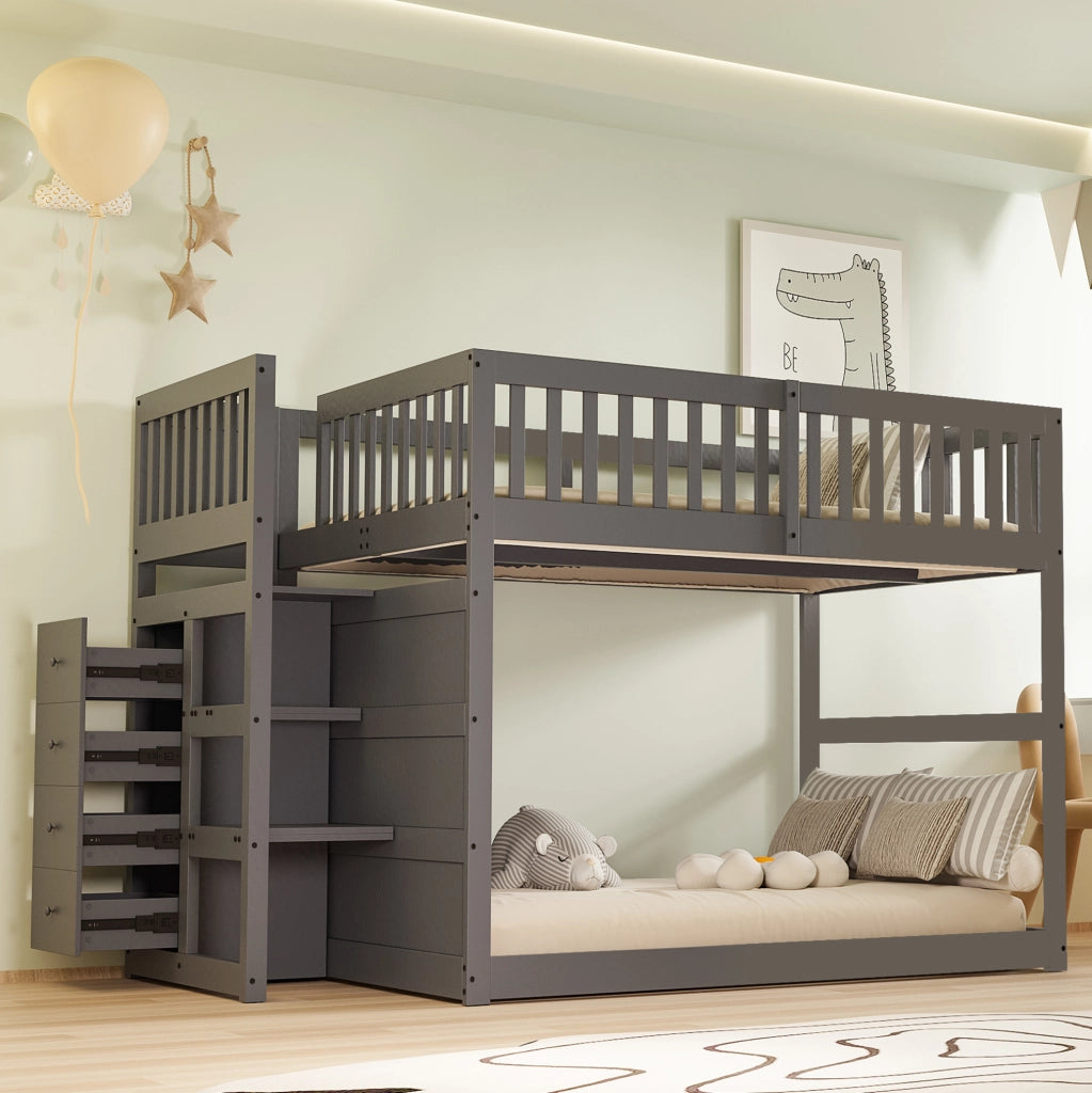 Letto a castello basso 140x200 cm con 4 cassetti e scala in legno; grigio