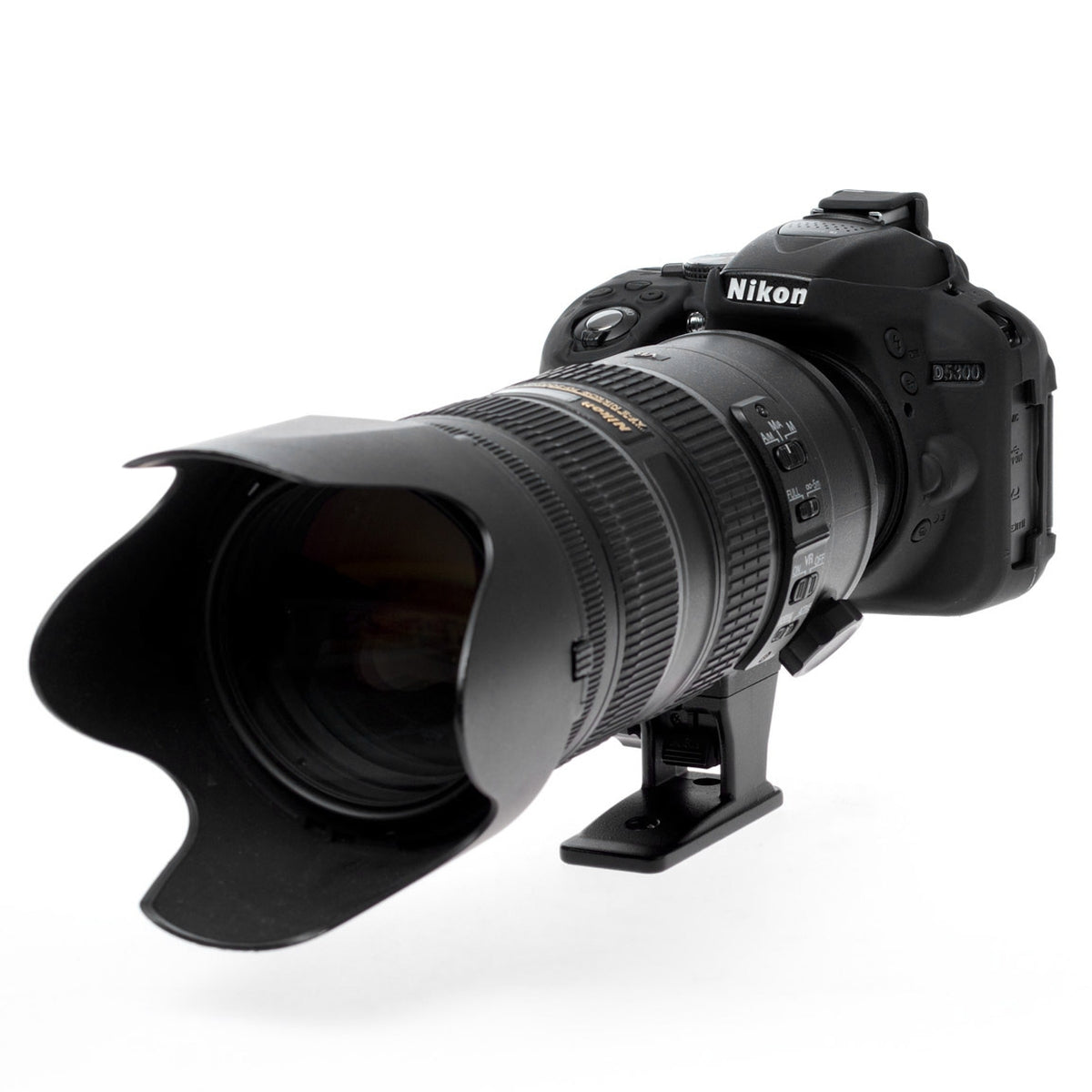 easyCover compatibile con la fotocamera Nikon D5300 - copertura protettiva in silicone piacevolmente antiscivolo, copertura per fotocamera - perfetta vestibilità, operatività senza limitazioni