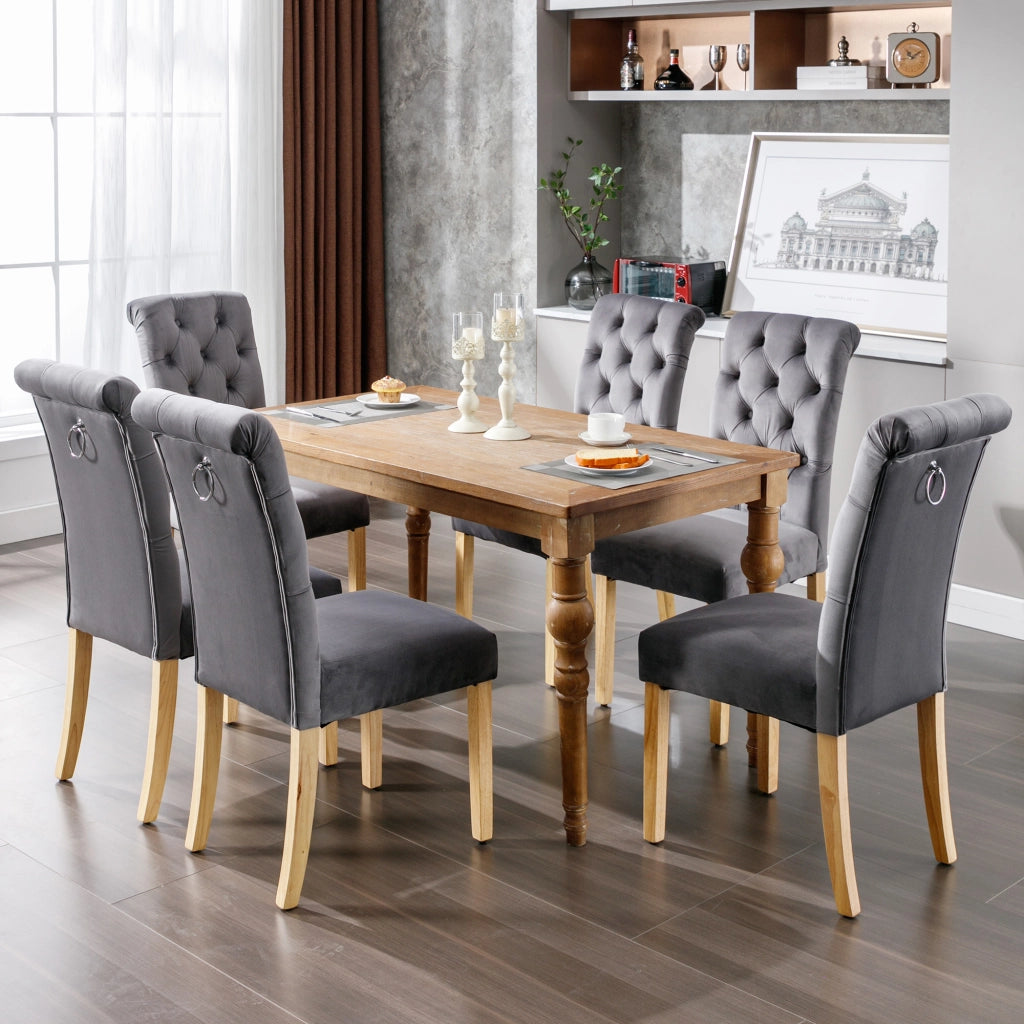 Set di 2 sedie da sala da pranzo in velluto grigio con gambe in legno di quercia, schienale curvo e design capitonné