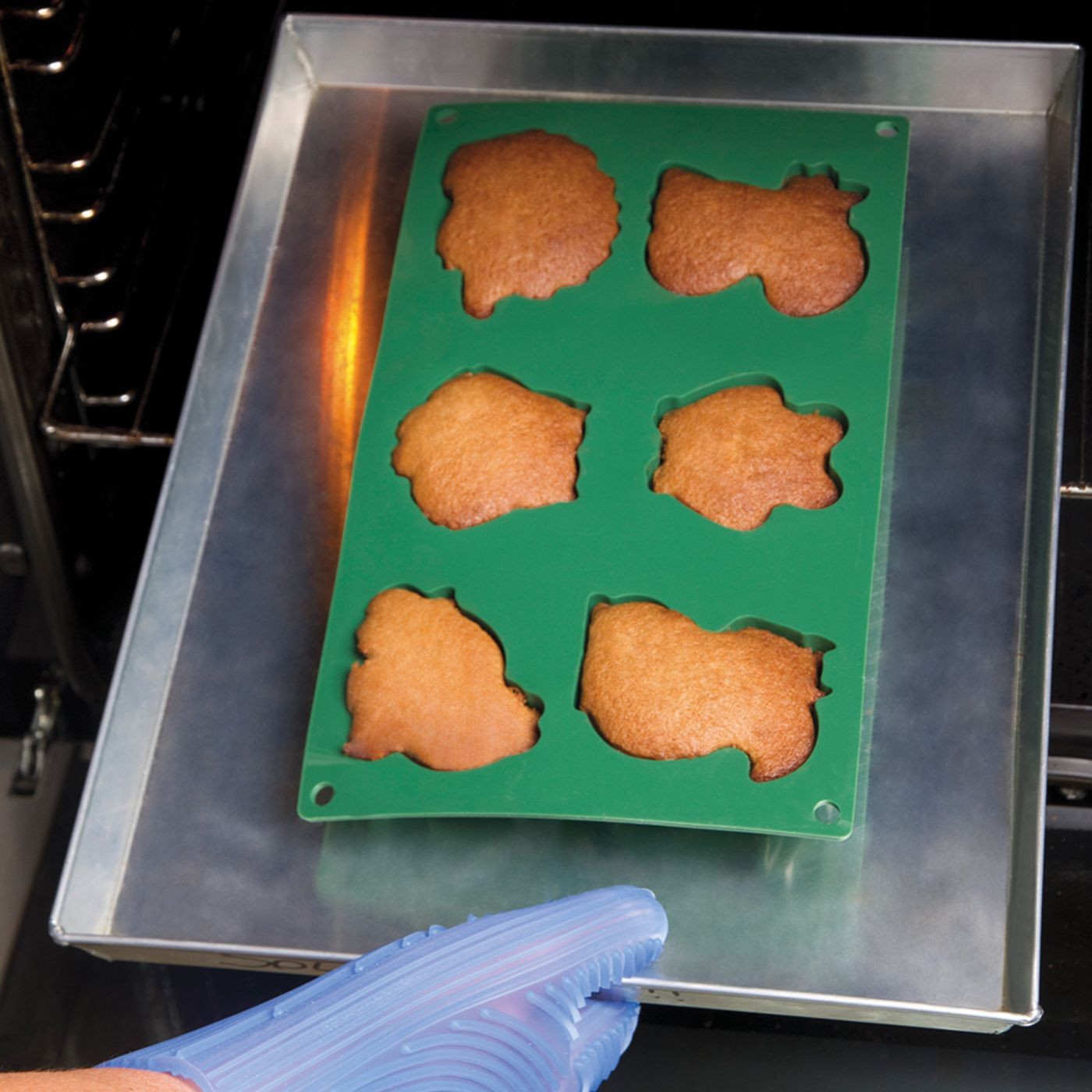 Stampo a forma di piccoli animali, 8 porzioni. in the wood