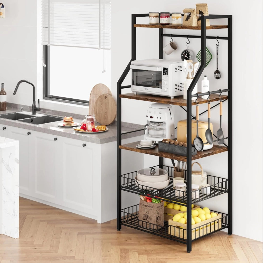 Scaffale da cucina nero a 5 ripiani con cestini