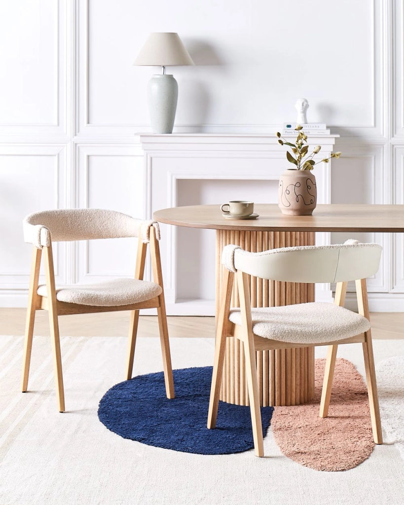 Set di 2 sedie da pranzo in legno chiaro e compensato beige in tessuto boucle di poliestere Gambe in legno di gomma Stile tradizionale retrò