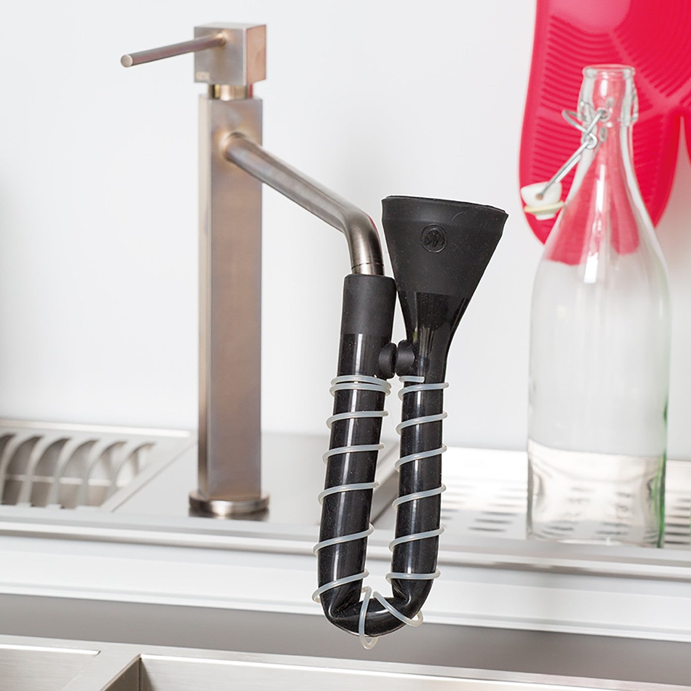 Doccino per lavandini snake nero