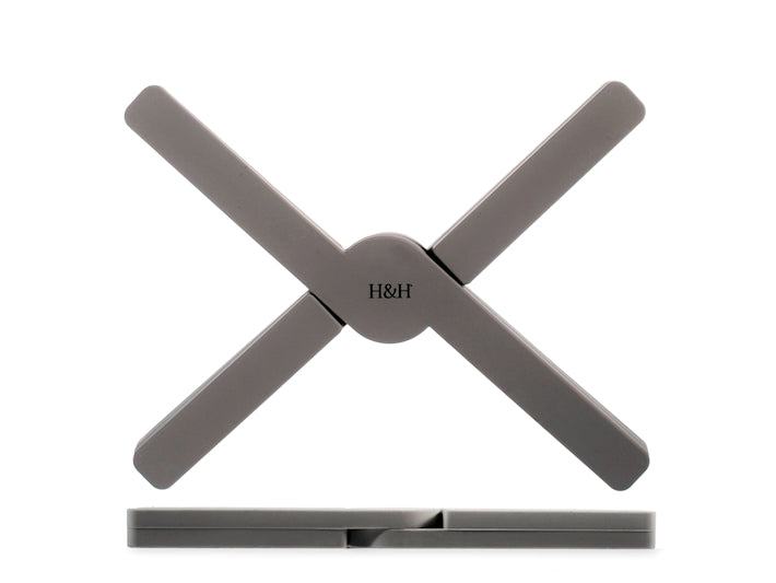 Sottopentola regolabile in silicone colore grigio scuro