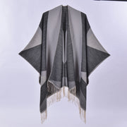 Nuovo mantello/cappotto da donna in cashmere con nappe double-face.