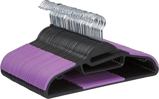 50 pacchi di appoggi per capi in plastica nera e viola con rivestimento in gomma