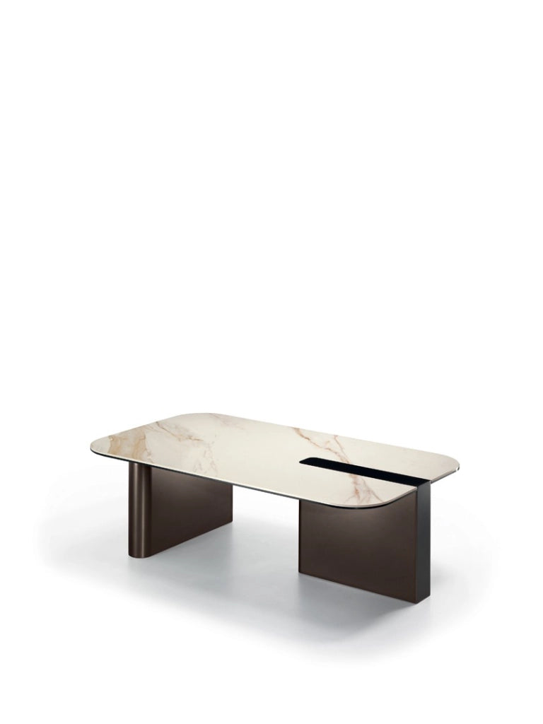 Tavolino da Salotto Slide Design Moderno con Top in Ceramica su Vetro Effetto Marmo Calacatta Oro e Struttura in Metallo Bronzo - 105x60 cm