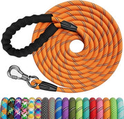 Raccordo per cani da 20m con impugnatura confortevole e guinzaglio trainabile con chiusura a molla.