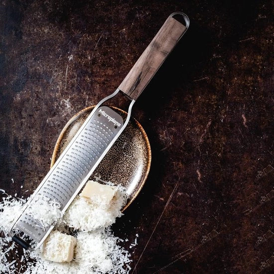 Zester a stantuffo in legno di noce acciaio inossidabile per agrumi formaggio duro zenzero cioccolato muschio di noce truffa - Serie Master