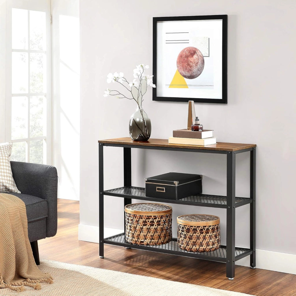 VASAGLE Tavolo da consolle, tavolino da salotto, credenza, con 2 ripiani in traliccio, per soggiorno, corridoio, 101,5 x 35 x 80 cm, telaio in acciaio, stile industriale, marrone rustico e nero