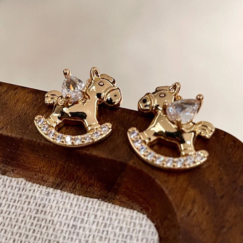 Orecchini Golden Pony con zirconi