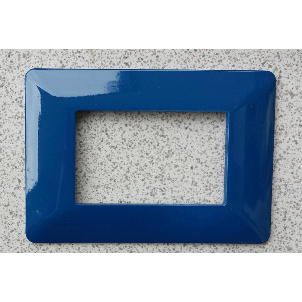 Trade Shop - Placchette Placche In Abs Per Serie Matix Bticino Compatibile 3 4 6 Moduli Color - Blu -6 Fori     -