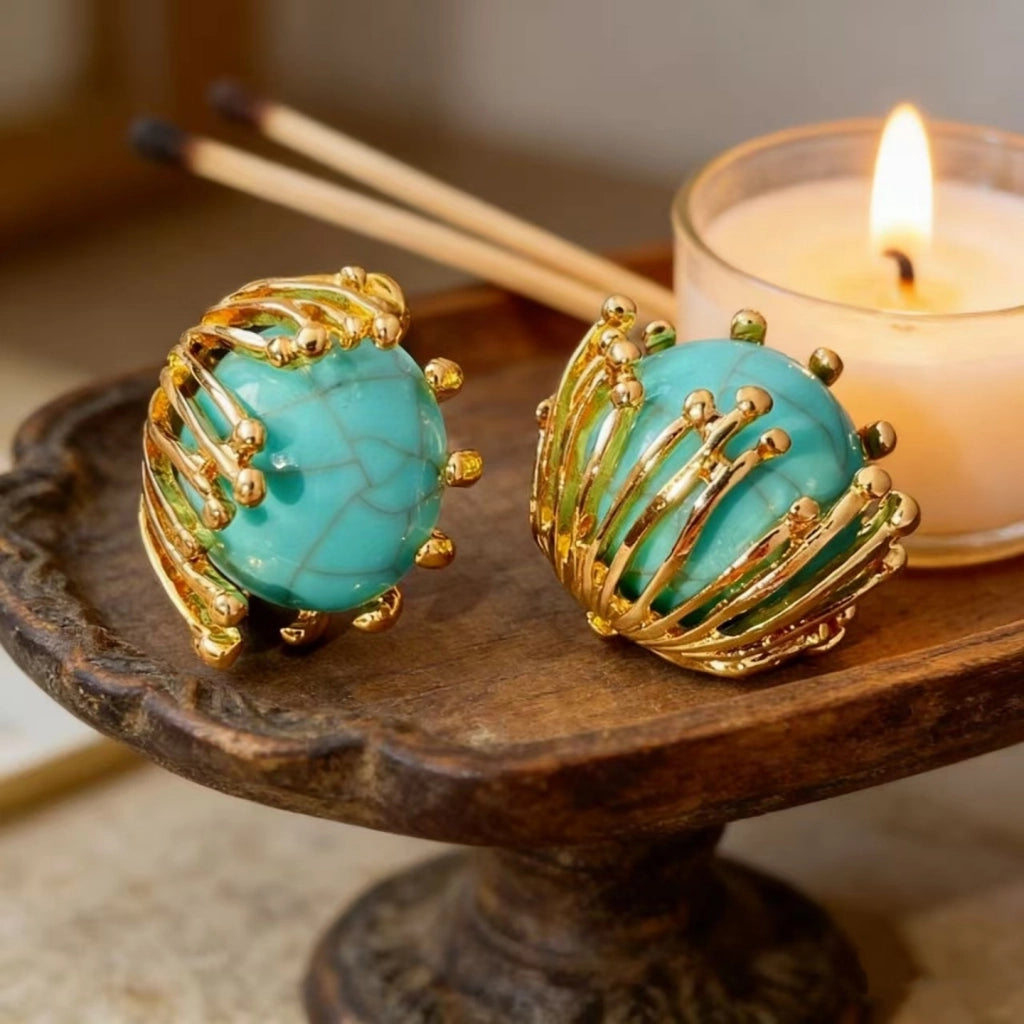 Orecchini floreali metallici in stile vintage