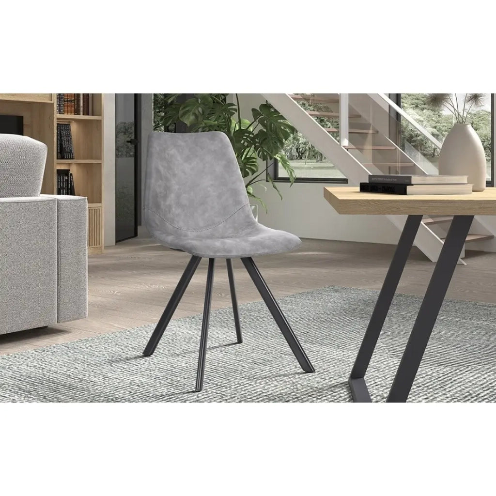 Sedia EMET – PU grigio scuro – Gambe in metallo – H83 x L46 x P60 cm