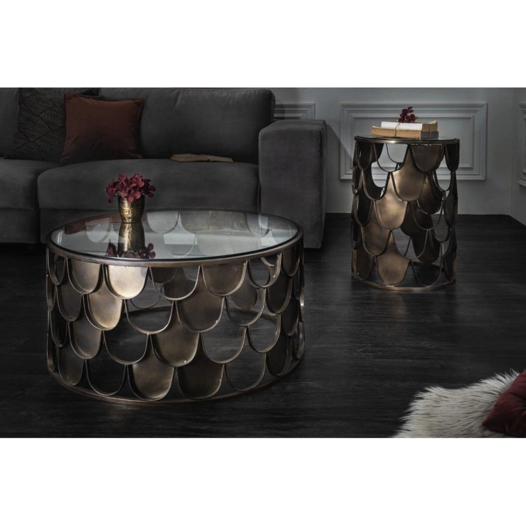Tavolino basso METRIX rotondo 60 cm bronzo con struttura effetto squama – Tavolino basso design in metallo e vetro temperato