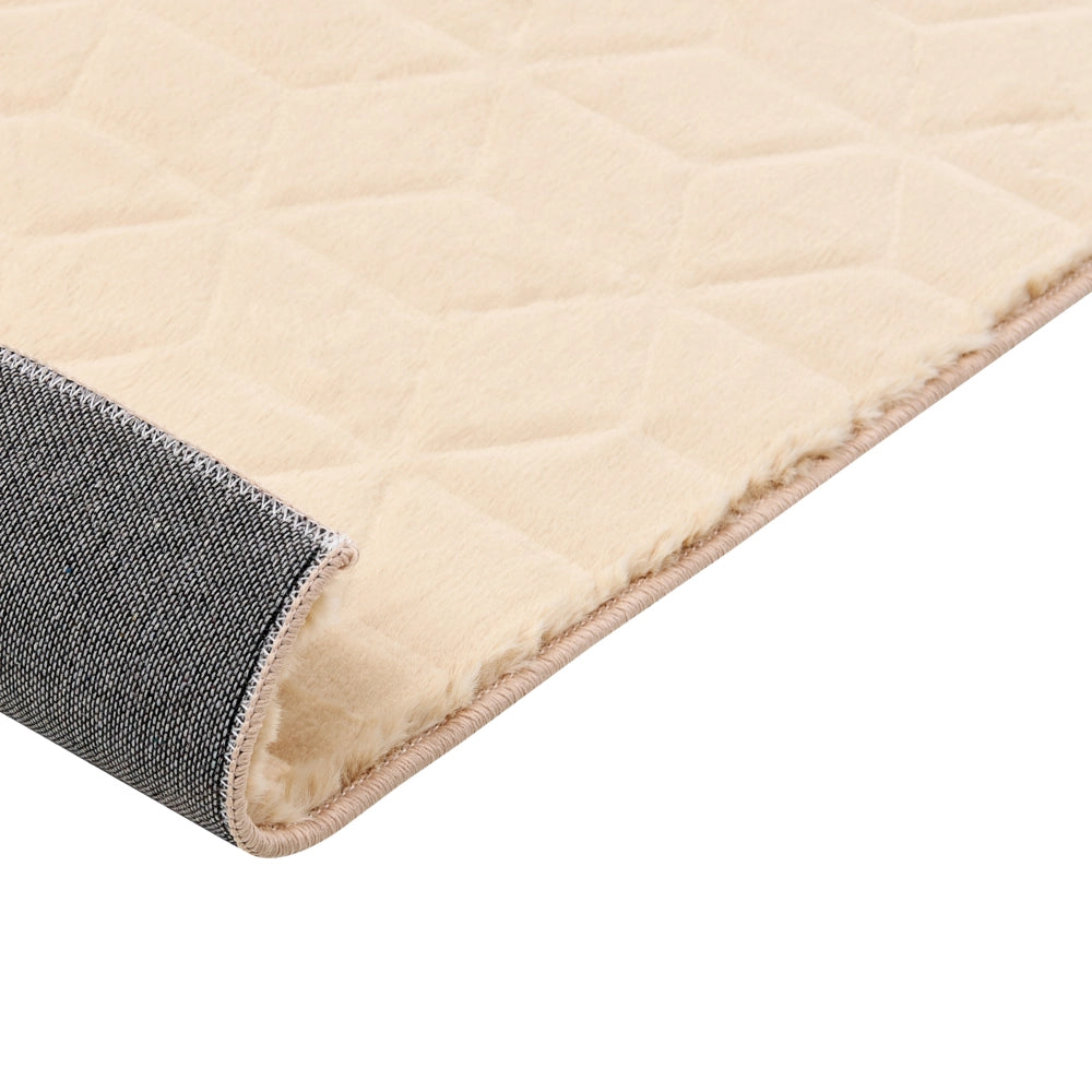 Tappeto in pelliccia di coniglio sintetica beige 80 x 150 cm shaggy ad alto pelo soggiorno camera da letto