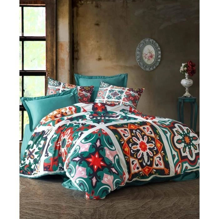 Completo letto - 1 copripiumino 220 x 240 cm + 2 federe 60 x 60 cm - 100% poliestere microsatin - Verde
