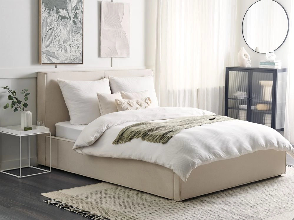 Letto king size 160 x 200 cm Beige Rivestimento in tessuto Ottomana di contenitore Telaio a doghe Camera da letto moderna contemporanea