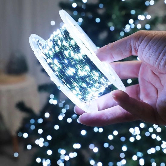 Decorazione di Natale con illuminazione LED, cavo di rame scuro verde, 50 metri, 500W LED, presa + telecomando, decorazione di Natale acqua resistente per esterno (luce bianca).