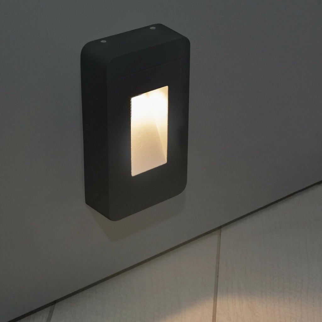 Faretto segnapassi esterno IP65 LED 12W scale giardino Nero Luce CALDA 3000K