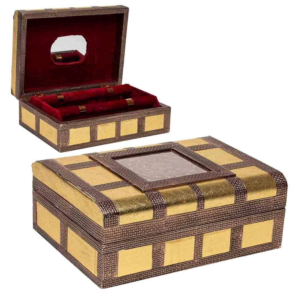 Portagioie in metallo dorato sbalzato 27,5x20x7,5h
