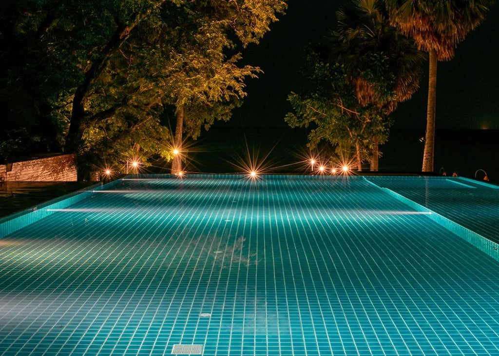 LAMPADA LED PER PISCINA PELPS DC24V BIANCA 18W RGB IP68 25,5X7CM