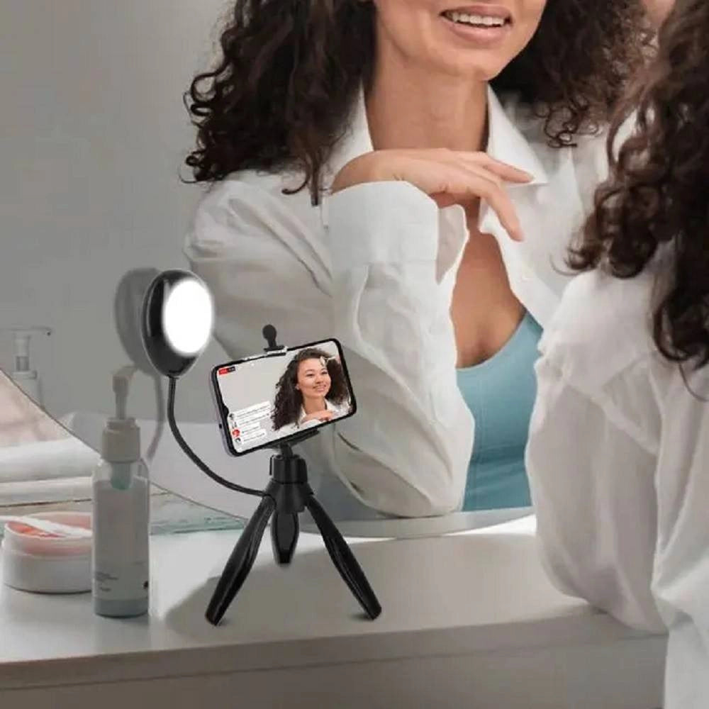 Trade Shop - Treppiedi Da Tavolo Con Luce Led 3 Intensità Girevole 360° Per Smartphone Hd3274 -