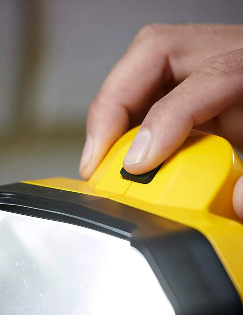 Faro LED STANLEY FatMax SFMCL030B (Solo corpo)