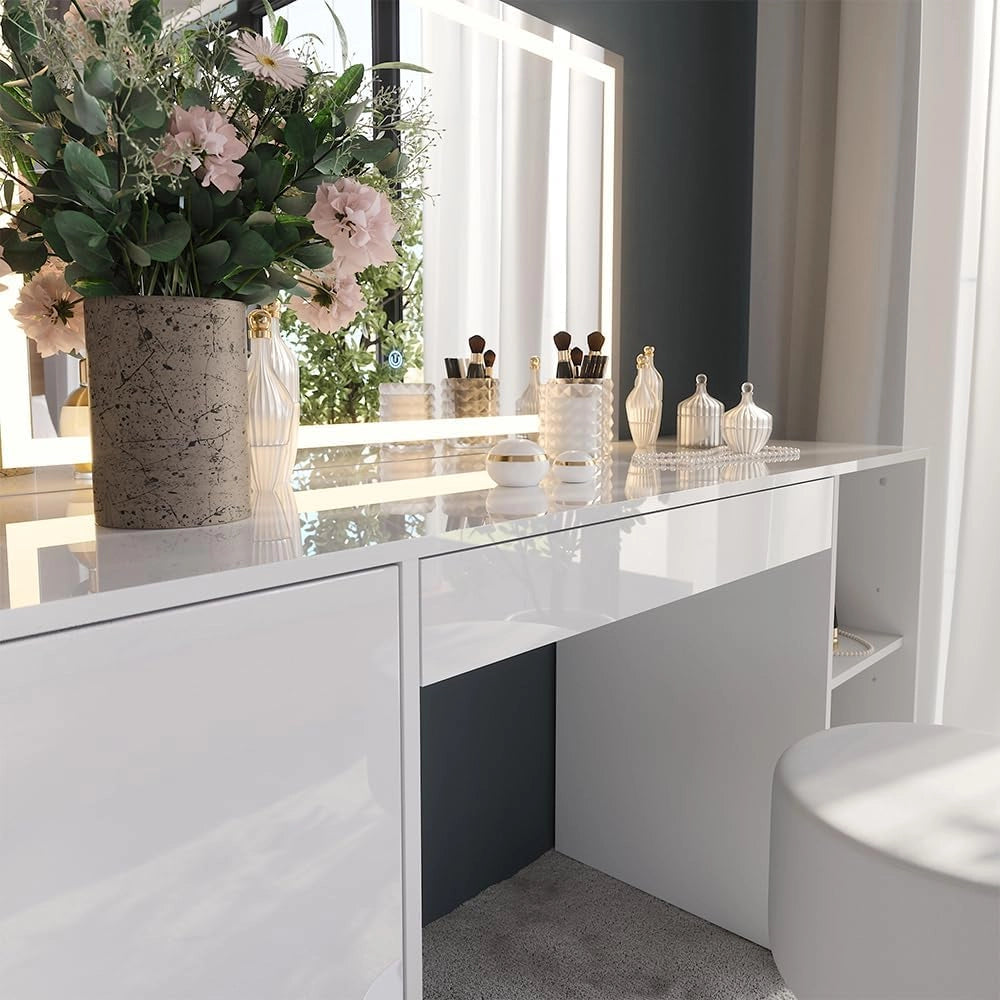 Tavolo da toeletta Sherry, Bianco/bianco lucido, 158.2 cm con specchio LED e sgabello