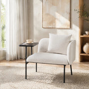 Poltrona con Tavolino Laterale e Tasche Laterali Design Nordico in Ciniglia Beige
