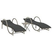 Lettini Prendisole 2 pz | Sdraio da giardino | Lettino da sole con Tavolino Grigio Chiaro in Polyrattan