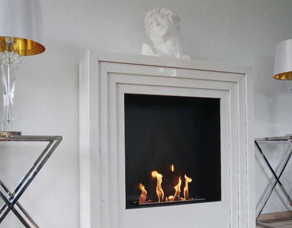 Biocamino Art Design 4 in marmo bianco