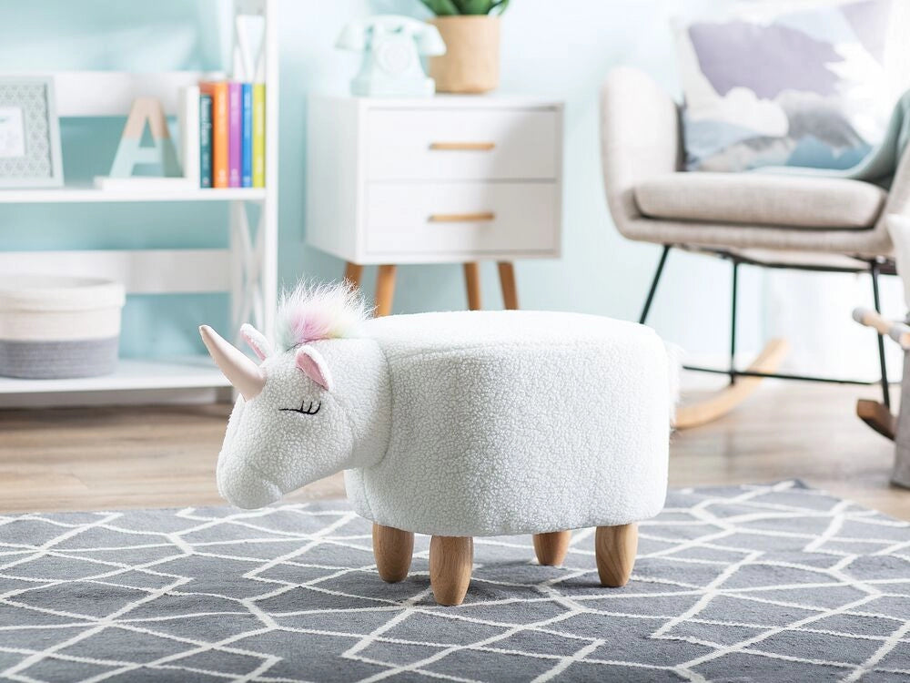 Sgabello per bambini Unicorno animale Tessuto in poliestere bianco Gambe in legno imbottite Poggiapiedi per scuola materna