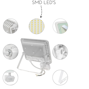Proiettore led smd corpo bianco con sensore di movimento e cavo da 15 cm ip65